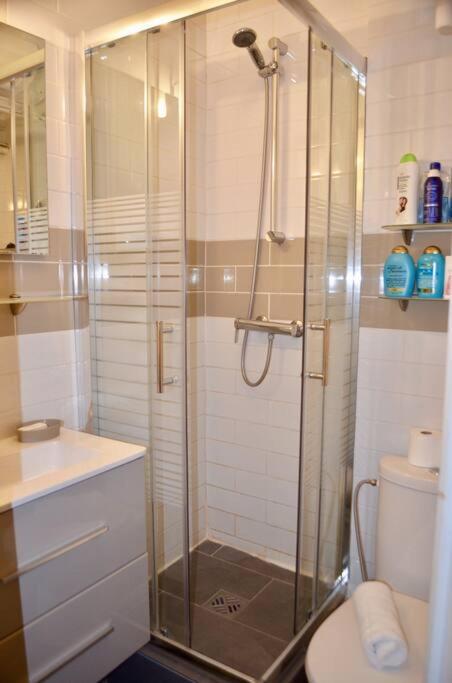 Clara Lovely In The Heart Of Marais Appartement